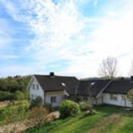 Idyllic Small Farm Appartment Тёнсберг Экстерьер фото